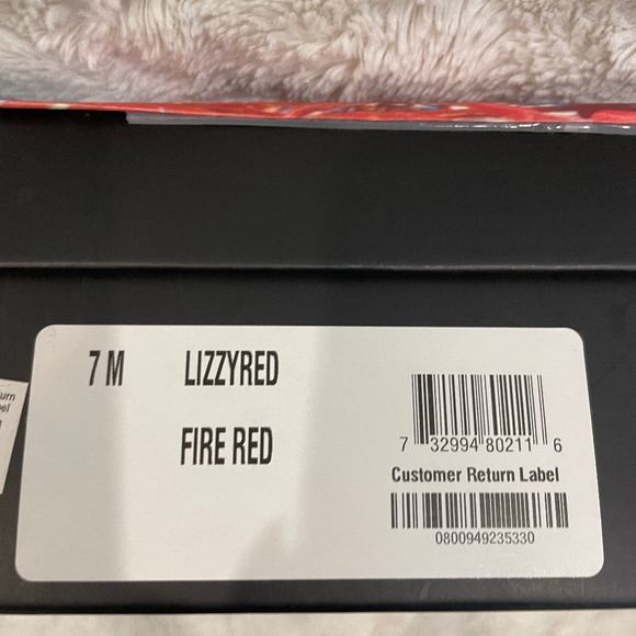 NEW! Macy's INC Fire Red 4" Strappy Heels - Size 7M - Picture 3 of 15